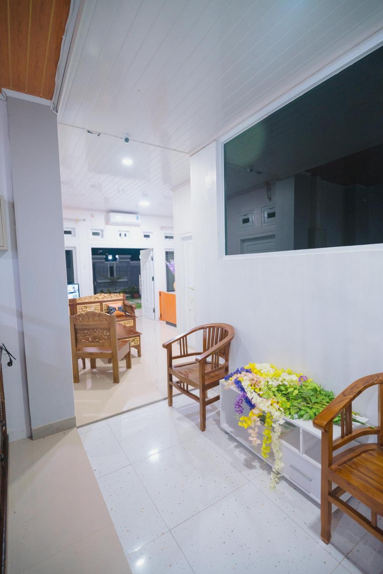 La Geiro Villa Labuan Bajo Eksteriør billede