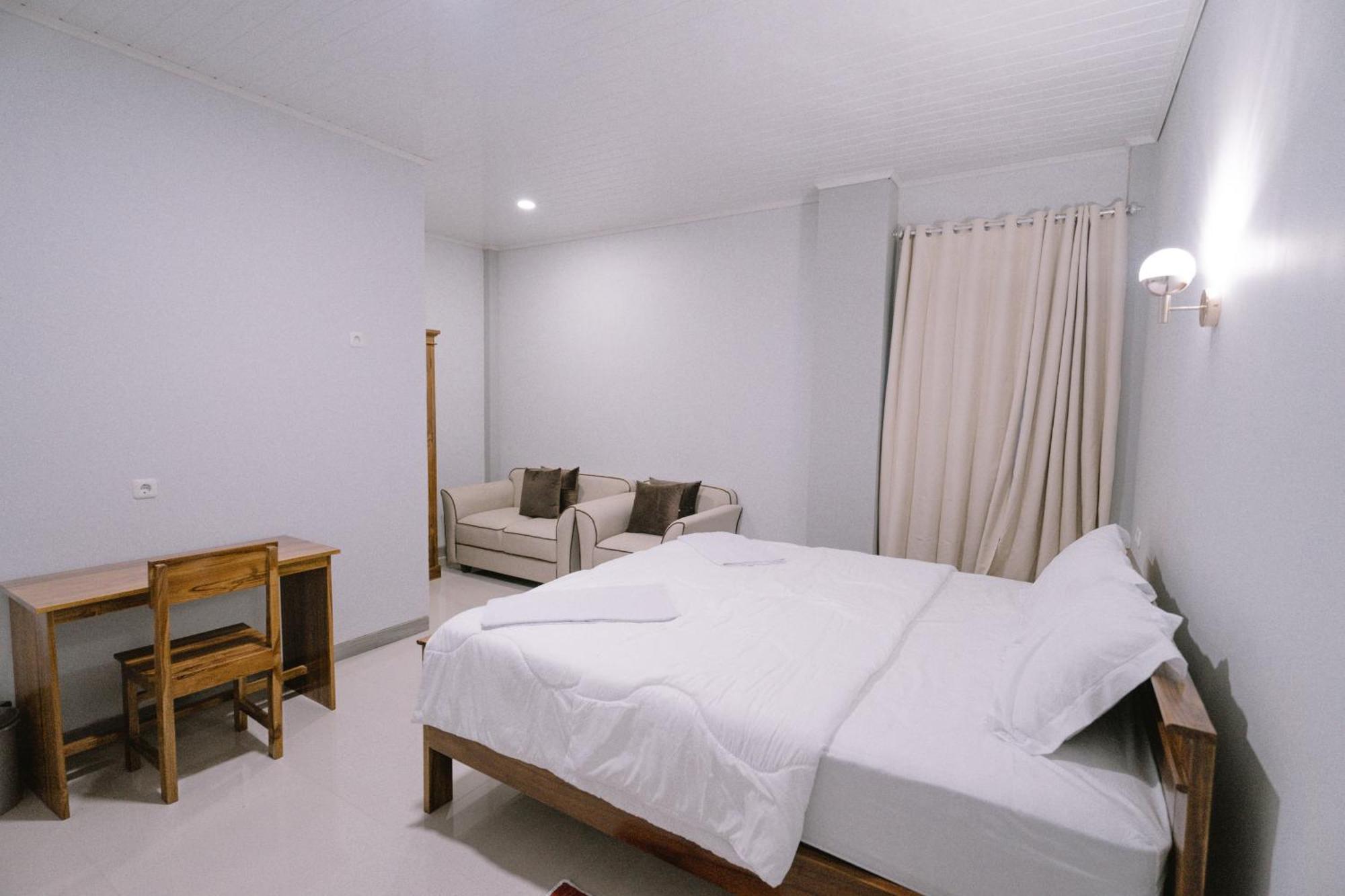 La Geiro Villa Labuan Bajo Eksteriør billede