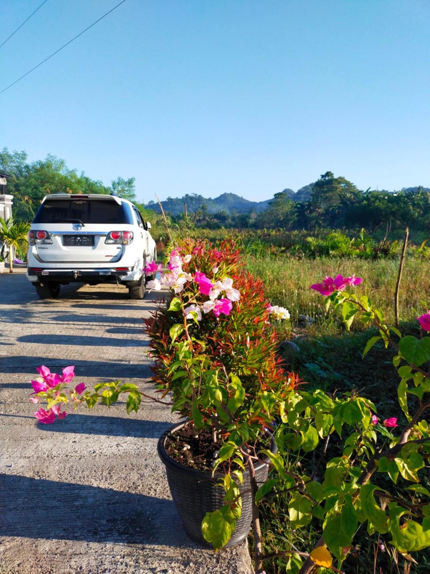 La Geiro Villa Labuan Bajo Eksteriør billede