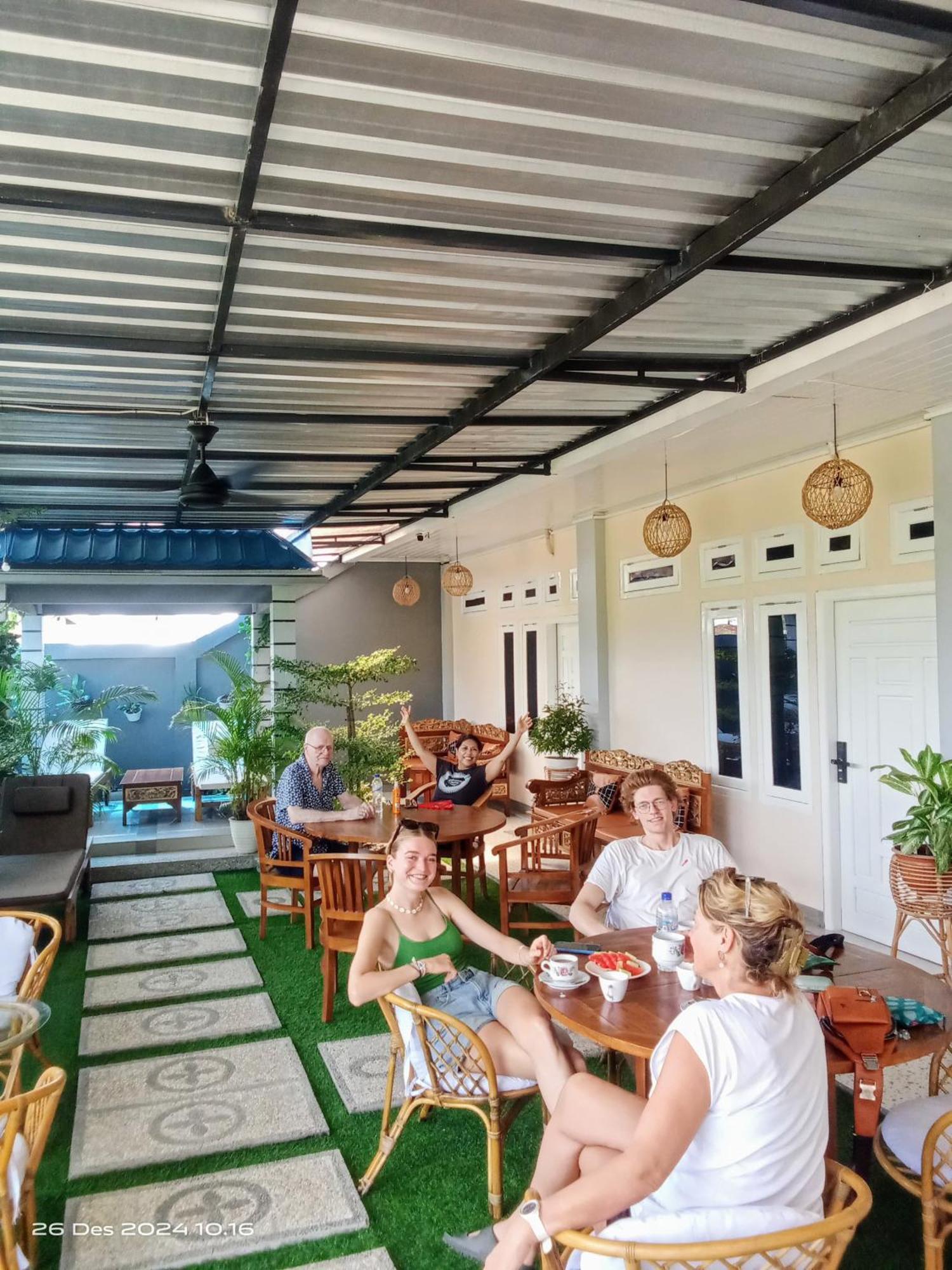La Geiro Villa Labuan Bajo Eksteriør billede